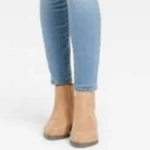 A New Day Delilah Tan Booties Size 9.5 - Picture 1 of 10